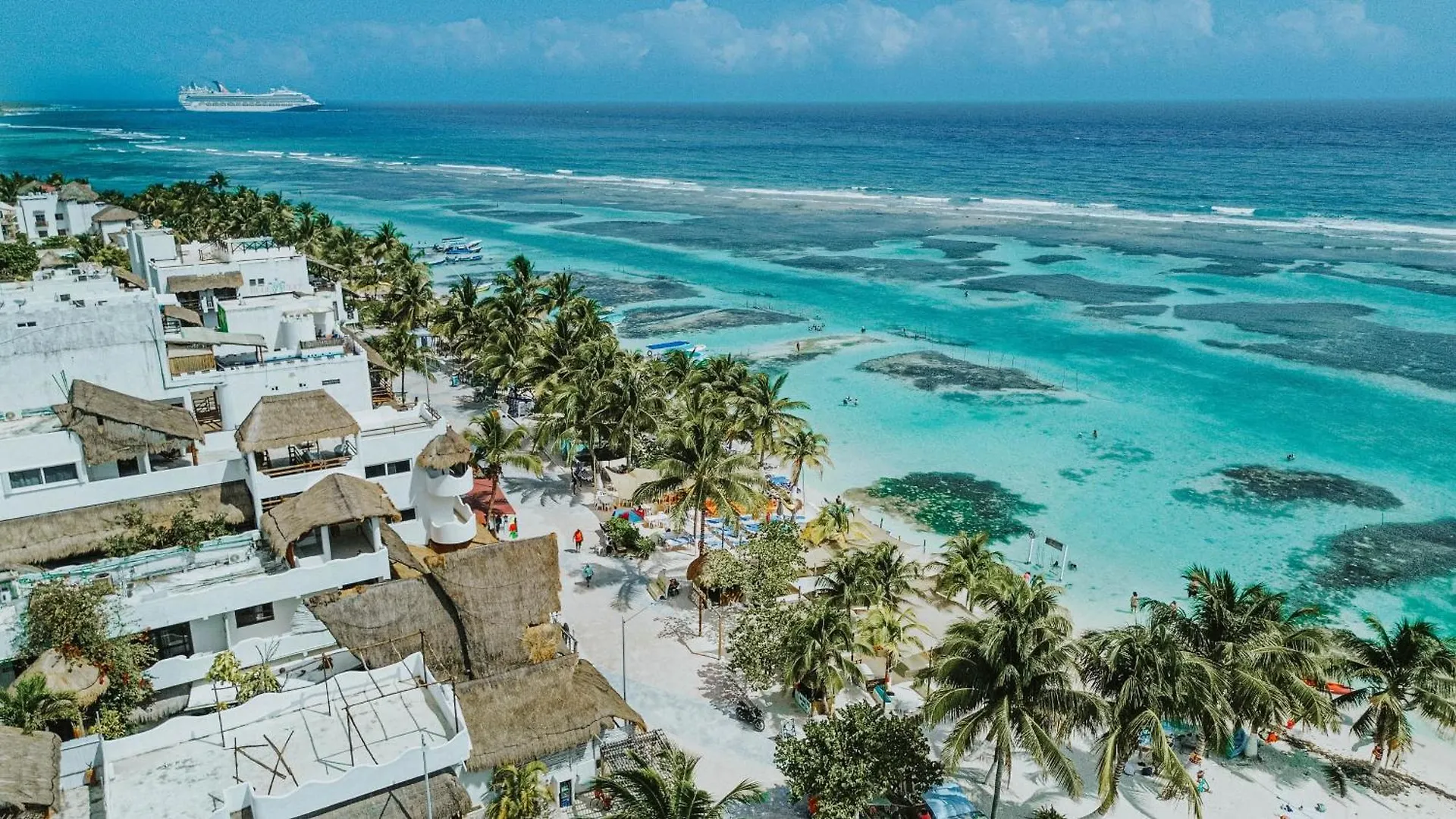 *** Otel 40 Canones Mahahual Meksika