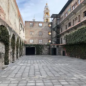 https://hostal-casa-de-arcos.hotelspuebla.com