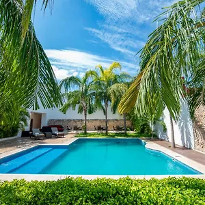 Embajadores 4*, Merida Mexico