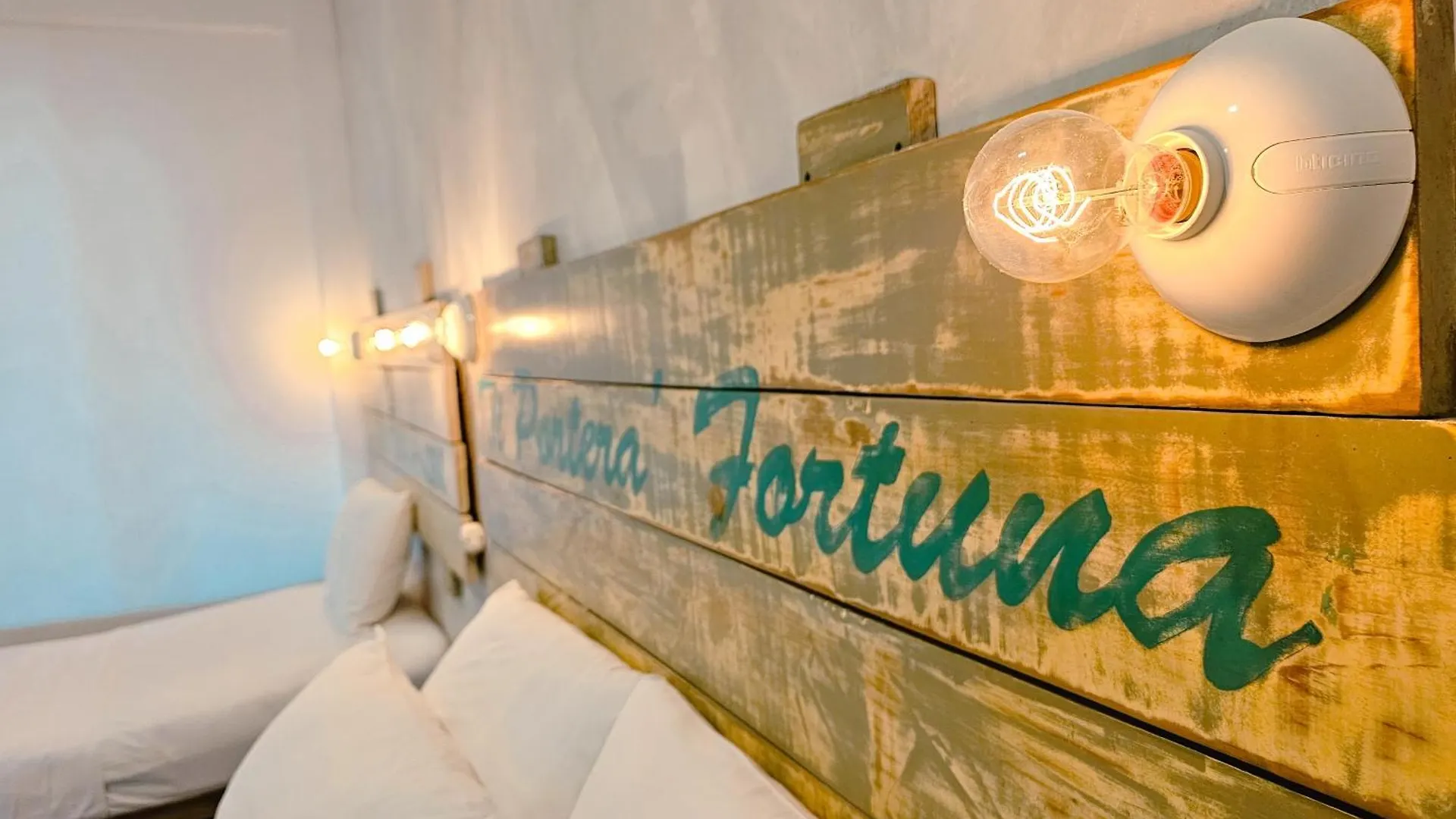 40 Canones Hotel