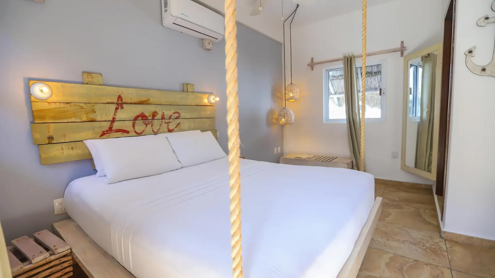 40 Canones Hotel Mahahual