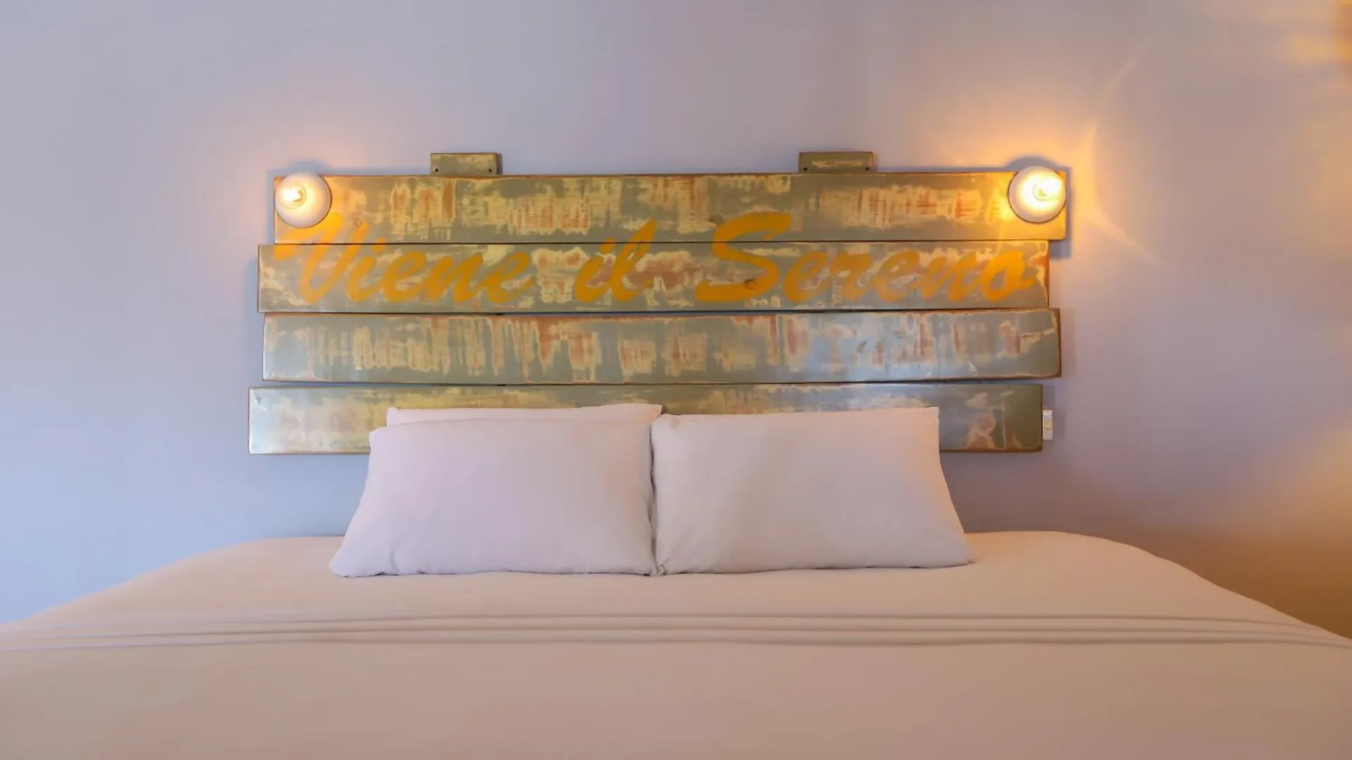 Hotel 40 Canones